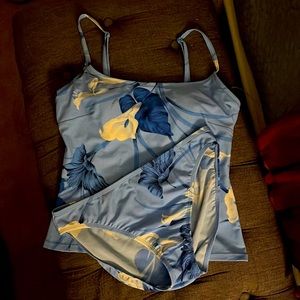 Cherokee size 10 two piece